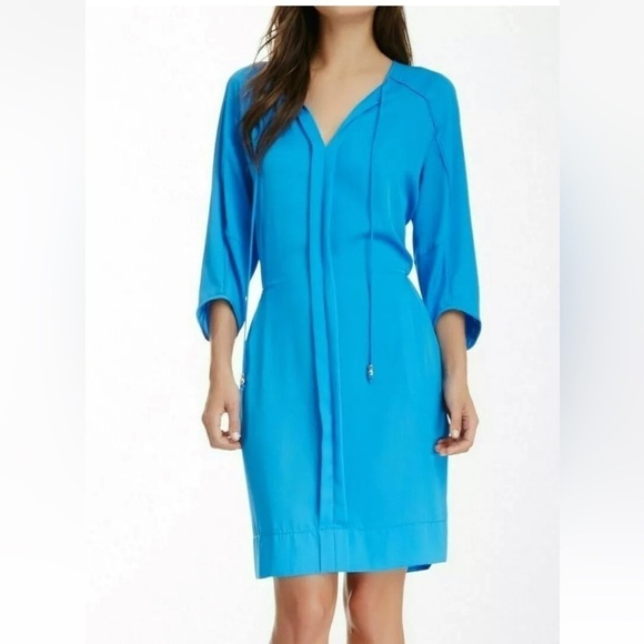 Diane Von Furstenberg Apona 3/4 Sleeve Blue Dress (Size 6) - Picture 1 of 16